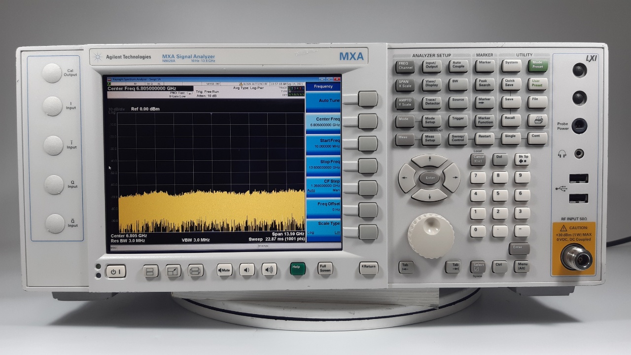 DOULTECH Agilent/Spectrum Analyzer/N9020A/513/B25/P03